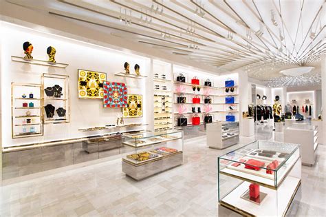 versace store dubai
